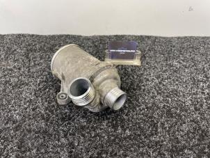 Gebruikte Koelvloeistof pomp BMW 2 serie (F22) M235i 3.0 24V Prijs € 121,00 Inclusief btw aangeboden door Van Kronenburg Engines