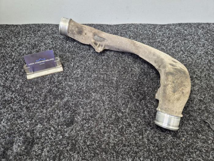 Gebruikte Intercooler Buis Audi TT Roadster (8J9) 2.5 RS Turbo 20V Quattro Prijs € 84,70 Inclusief btw aangeboden door Van Kronenburg Engines