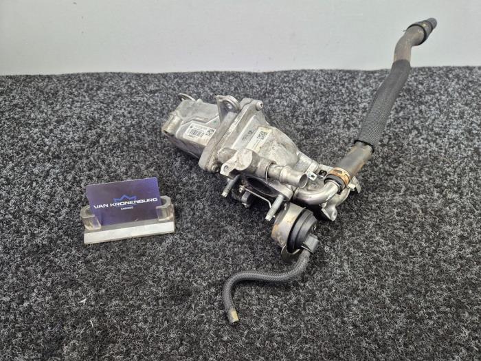 Gebruikte EGR koeler Renault Master III (EV/HV/UV/VA/VB/VD/VF/VG/VJ) 2.3 dCi 145 16V FWD Prijs € 124,94 Inclusief btw aangeboden door Van Kronenburg Engines