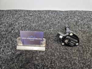 Gebruikte Oliepeil sensor Volkswagen Golf VII (AUA) 2.0 GTI 16V Prijs € 24,20 Inclusief btw aangeboden door Van Kronenburg Engines