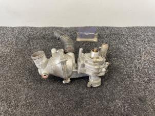 Gebruikte Waterpomp Audi S4 Avant (B6) S4 4.2 V8 40V Prijs € 60,50 Inclusief btw aangeboden door Van Kronenburg Engines
