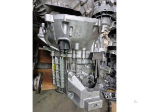 Nieuwe Versnellingsbak Ford Mondeo III 2.0 TDCi 115 16V Euro IV Prijs € 302,50 Inclusief btw aangeboden door Van Kronenburg Engines