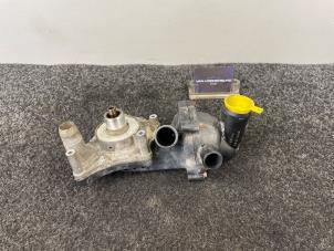 Gebruikte Waterpomp Audi RS 5 (8T3) RS5 4.2 V8 32V Prijs € 139,95 Inclusief btw aangeboden door Van Kronenburg Engines