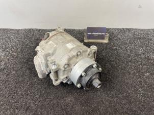 Gebruikte Pomp Airco Audi RS 4 Avant (B7) RS4 4.2 V8 40V Prijs € 149,96 Inclusief btw aangeboden door Van Kronenburg Engines