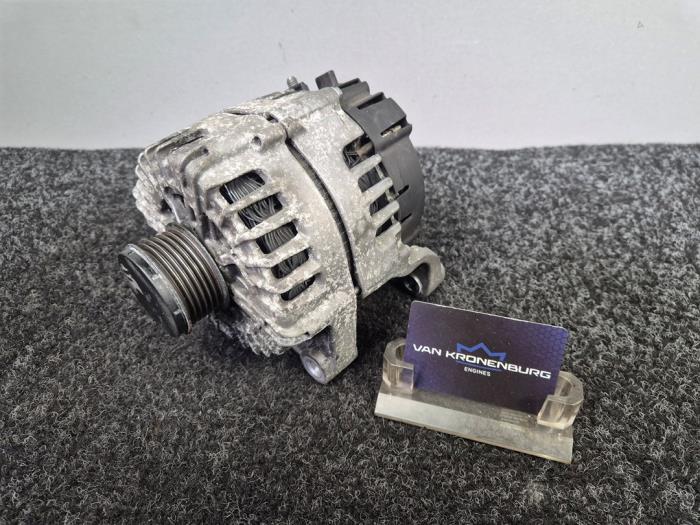 Gebruikte Dynamo BMW 5 serie (F10) 530d 24V Prijs € 119,95 Inclusief btw aangeboden door Van Kronenburg Engines