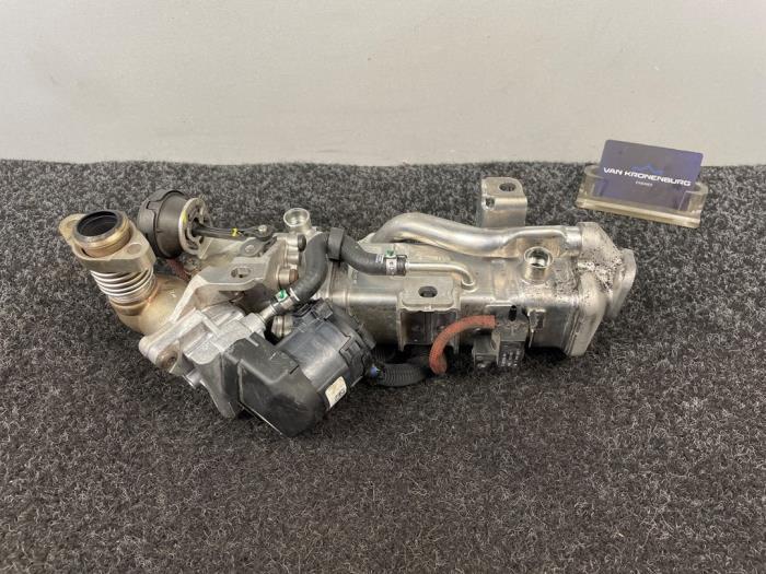Gebruikte EGR koeler BMW 3 serie (F30) 330d xDrive 3.0 24V Prijs € 99,95 Inclusief btw aangeboden door Van Kronenburg Engines