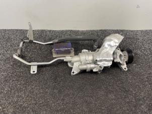 Gebruikte Waterpomp Mercedes C (W204) 2.0 C-200 Turbo 16V Prijs € 99,99 Inclusief btw aangeboden door Van Kronenburg Engines