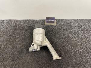 Gebruikte Oliefilterhuis Audi S5 (8T3) S5 4.2 V8 40V Prijs € 39,95 Inclusief btw aangeboden door Van Kronenburg Engines