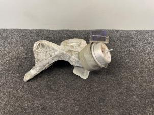 Gebruikte Motorrubber Audi A4 Avant (B7) 2.0 TFSI 20V Quattro Prijs € 34,94 Inclusief btw aangeboden door Van Kronenburg Engines