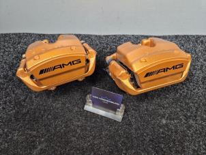 Nieuwe Remklauw set Mercedes C (W205) C-63 AMG 4.0 V8 Biturbo Prijs € 907,50 Inclusief btw aangeboden door Van Kronenburg Engines