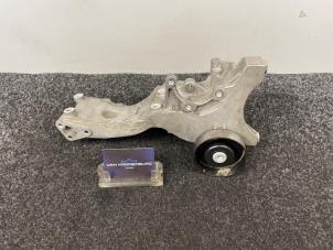 Gebruikte Dynamosteun boven Audi A6 Avant (C6) 2.0 T FSI 16V Prijs € 24,95 Inclusief btw aangeboden door Van Kronenburg Engines
