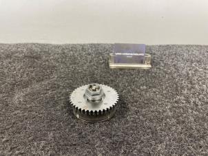 Gebruikte Nokkenas Verstelling Mercedes A (177.0) 1.3 A-160 Turbo 16V Prijs € 54,95 Inclusief btw aangeboden door Van Kronenburg Engines