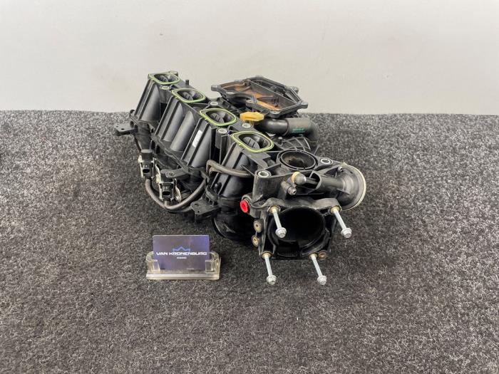 Gebruikte Spruitstuk Inlaat Ford Mondeo IV 2.3 16V Prijs € 363,00 Inclusief btw aangeboden door Van Kronenburg Engines