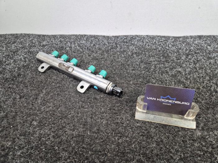Gebruikte Injector brug Jeep Grand Cherokee (WK/WK2) 3.0 CRD V6 24V Prijs € 49,95 Inclusief btw aangeboden door Van Kronenburg Engines