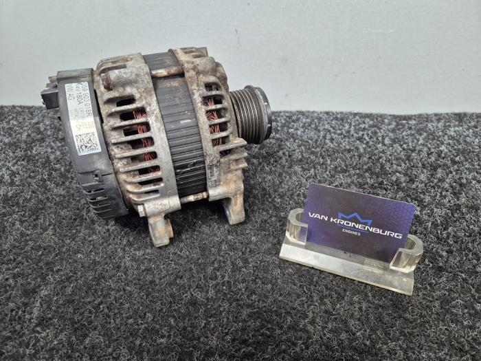 Dynamo van een Audi SQ5 (8RB) 3.0 TDI V6 24V 2013