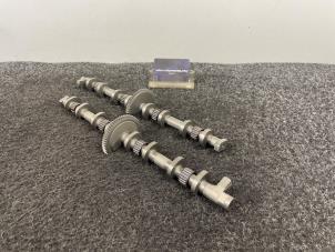 Nieuwe Nokkenas set BMW 3 serie (F30) 320i 2.0 16V Prijs € 400,00 Inclusief btw aangeboden door Van Kronenburg Engines