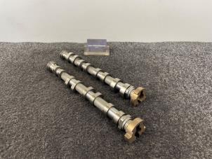 Gebruikte Nokkenas set Mini Mini (R56) 1.6 16V Cooper Prijs € 242,00 Inclusief btw aangeboden door Van Kronenburg Engines