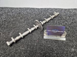 Gebruikte Nokkenas BMW 3 serie (F30) 320i 2.0 16V Prijs € 250,00 Inclusief btw aangeboden door Van Kronenburg Engines