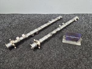 Gebruikte Nokkenas set BMW 5 serie (E60) M5 V-10 40V LHD Prijs € 242,00 Inclusief btw aangeboden door Van Kronenburg Engines