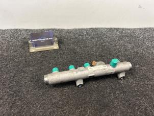 Gebruikte Injector brug Audi A4 (B7) 2.7 TDI V6 24V Prijs € 29,95 Inclusief btw aangeboden door Van Kronenburg Engines