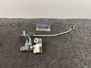 Gebruikte Turbodruk sensor Landrover Range Rover Sport (LW) 2.0 16V P400e Prijs € 36,30 Inclusief btw aangeboden door Van Kronenburg Engines