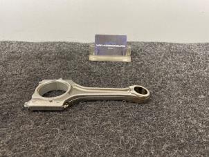 Gebruikte Drijfstang Audi A4 Avant (B8) 1.8 TFSI 16V Quattro Prijs op aanvraag aangeboden door Van Kronenburg Engines