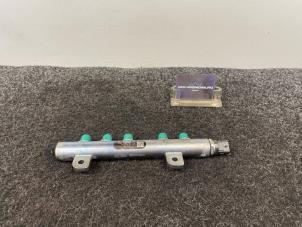 Gebruikte Injector brug Jeep Grand Cherokee (WK/WK2) 3.0 CRD V6 24V Prijs € 49,95 Inclusief btw aangeboden door Van Kronenburg Engines