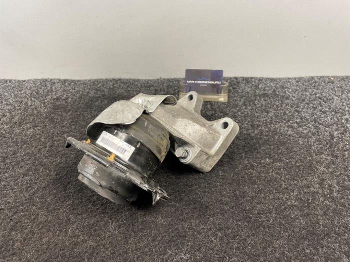Gebruikte Motorrubber Jeep Grand Cherokee (WK/WK2) 3.0 CRD V6 24V Prijs € 99,99 Inclusief btw aangeboden door Van Kronenburg Engines