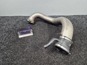 Gebruikte Intercooler Buis Mercedes E-Klasse AMG (W212) 5.5 E-63 AMG V8 32V Perform.Pack.4-Matic Prijs € 49,95 Inclusief btw aangeboden door Van Kronenburg Engines