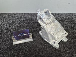 Gebruikte Motorrubber Mercedes GL (X166) 4.7 GL 450 V8 32V 4-Matic Prijs € 199,95 Inclusief btw aangeboden door Van Kronenburg Engines