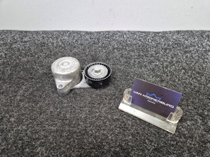 Gebruikte Spanner multiriem Mercedes ML III (166) 4.7 ML-500 BlueDirect 32V 4-Matic Prijs € 40,00 Inclusief btw aangeboden door Van Kronenburg Engines