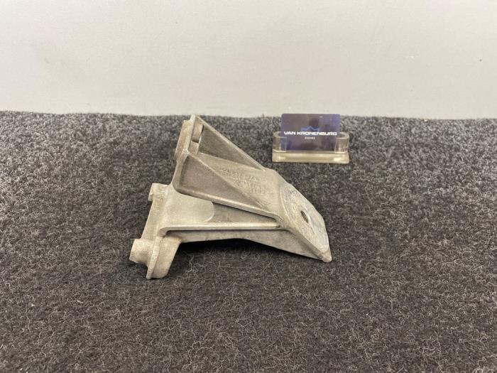 Gebruikte Motorsteun Lamborghini Gallardo 5.0 V-10 40V Prijs € 149,96 Inclusief btw aangeboden door Van Kronenburg Engines