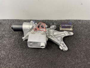 Nieuwe Oliefilterhuis Volkswagen Golf VII (AUA) 2.0 R 4Motion 16V Prijs € 59,96 Inclusief btw aangeboden door Van Kronenburg Engines