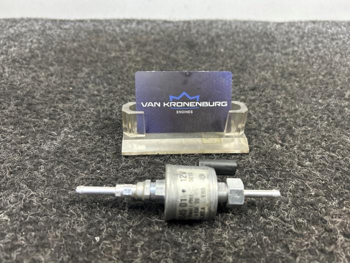 Gebruikte Brandstofpomp Elektrisch Volkswagen Transporter/Caravelle T5 2.0 TDI DRF 4Motion Prijs € 124,94 Inclusief btw aangeboden door Van Kronenburg Engines