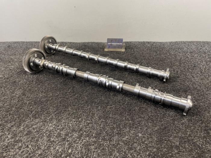 Gebruikte Nokkenas set Mercedes E (W213) 3.0 E-53 AMG EQ Boost 24V 4-Matic Prijs € 665,50 Inclusief btw aangeboden door Van Kronenburg Engines