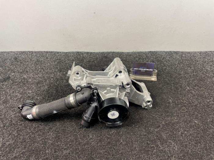 Gebruikte Waterpomp BMW 5 serie (G30) 540i 3.0 TwinPower Turbo 24V Prijs € 79,94 Inclusief btw aangeboden door Van Kronenburg Engines