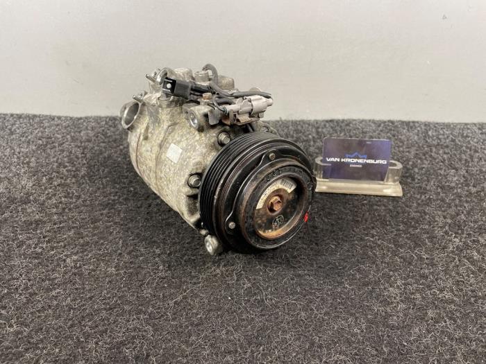 Gebruikte Aircopomp BMW 3 serie (E90) 330i 24V Prijs € 121,00 Inclusief btw aangeboden door Van Kronenburg Engines