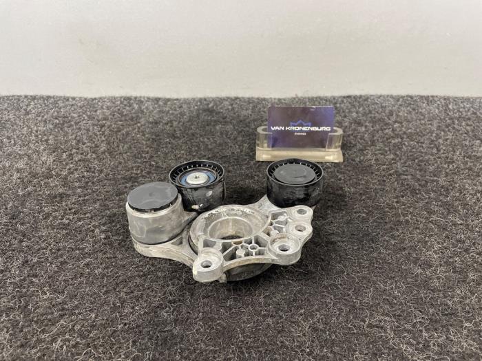 Gebruikte Spanner multiriem Landrover Range Rover Sport (L1) 3.0 D300 Prijs € 90,75 Inclusief btw aangeboden door Van Kronenburg Engines