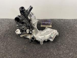 Gebruikte Thermostaat Mercedes Sprinter 3,5t (910.0/910.1/907.1/907.2) 315 CDI 2.0 D FWD Prijs op aanvraag aangeboden door Van Kronenburg Engines