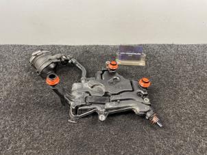 Gebruikte Carterventilatie Mercedes C AMG (C205) 4.0 C-63 AMG V8 Biturbo Prijs € 99,99 Inclusief btw aangeboden door Van Kronenburg Engines