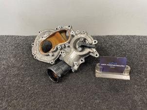 Gebruikte Thermostaathuis Mercedes C AMG (C205) 4.0 C-63 AMG V8 Biturbo Prijs € 121,00 Inclusief btw aangeboden door Van Kronenburg Engines