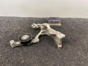 Gebruikte Spanrol Multiriem Mercedes C AMG (C205) 4.0 C-63 AMG V8 Biturbo Prijs € 49,95 Inclusief btw aangeboden door Van Kronenburg Engines