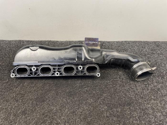 Gebruikte Spruitstuk Inlaat BMW M5 (F10) 4.4 V8 32V TwinPower Turbo Prijs € 99,99 Inclusief btw aangeboden door Van Kronenburg Engines