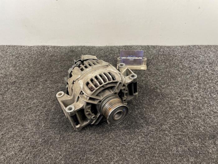 Gebruikte Dynamo Mercedes Sprinter 3t (906.61) 211 CDI 16V Prijs € 75,00 Inclusief btw aangeboden door Van Kronenburg Engines