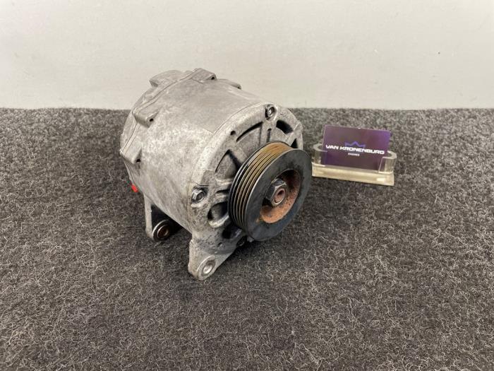 Gebruikte Dynamo Audi RS 4 Avant (B7) RS4 4.2 V8 40V Prijs € 120,00 Inclusief btw aangeboden door Van Kronenburg Engines