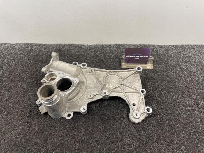Gebruikte Waterpomp Porsche 911 (991) 3.8 24V GT3 Prijs € 145,20 Inclusief btw aangeboden door Van Kronenburg Engines