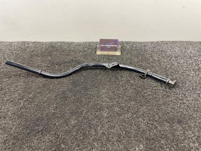 Nieuwe Peilstok Olie BMW 3 serie (F30) 318d 2.0 16V Prijs € 39,95 Inclusief btw aangeboden door Van Kronenburg Engines