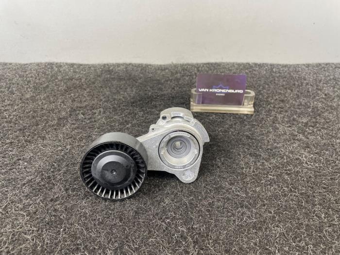 Nieuwe Spanner multiriem BMW 5 serie (E60) 528i 24V Prijs € 60,50 Inclusief btw aangeboden door Van Kronenburg Engines