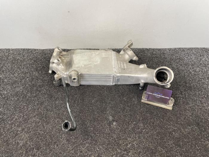 Gebruikte Intercooler BMW 5 serie (F10) M550d 3.0 xDrive 24V Prijs € 300,00 Inclusief btw aangeboden door Van Kronenburg Engines