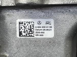 Waterpomp van een Mercedes-Benz Sprinter 3,5t (907.6/910.6) 317 CDI 2.0 D FWD 2022